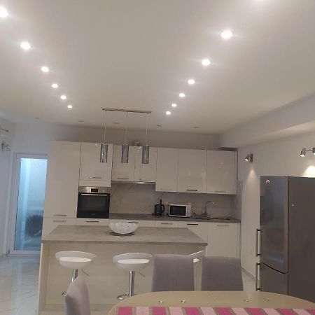 Apartmani Trubi 3 Vodice Ngoại thất bức ảnh