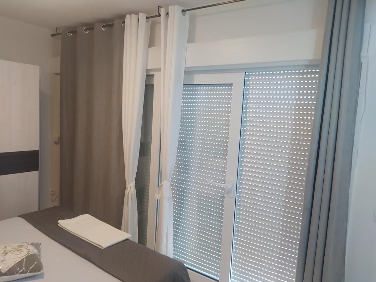 Apartmani Trubi 3 Vodice Ngoại thất bức ảnh